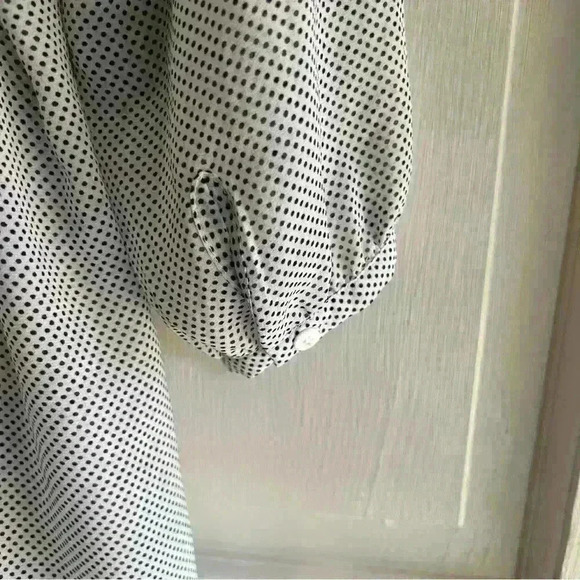 La Bella Forte Sheer 3/4 sleeve top A Pea In The Pod Exclusive - Picture 7 of 7